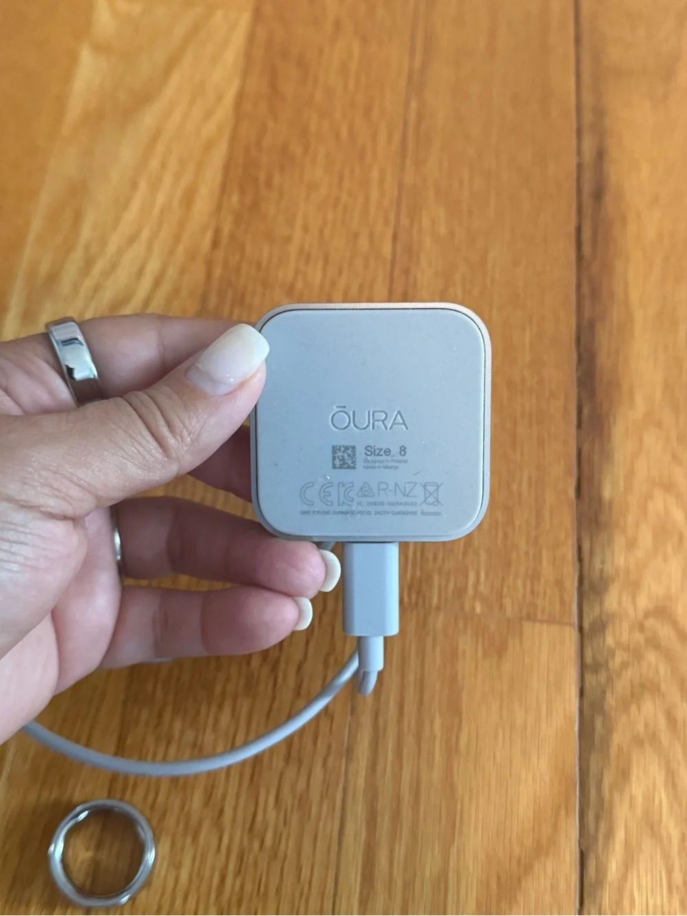 Oura ring gen 4 size 8!